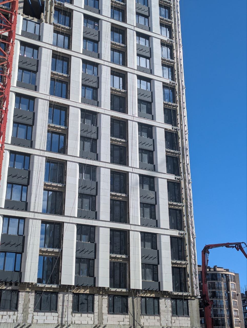 Фото
